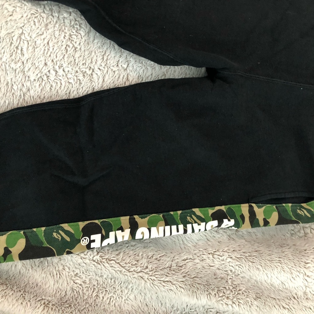 Joggers - Picture 2 of 4
